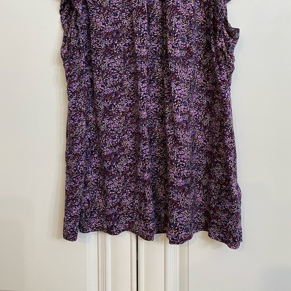 Gap Size Medium Short Ruffled Sleeves Purple and Pink Elastic Neckline Flares - Picture 5 of 8